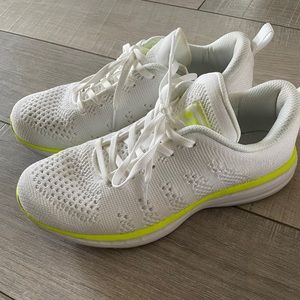 APL tech loom pro sneakers